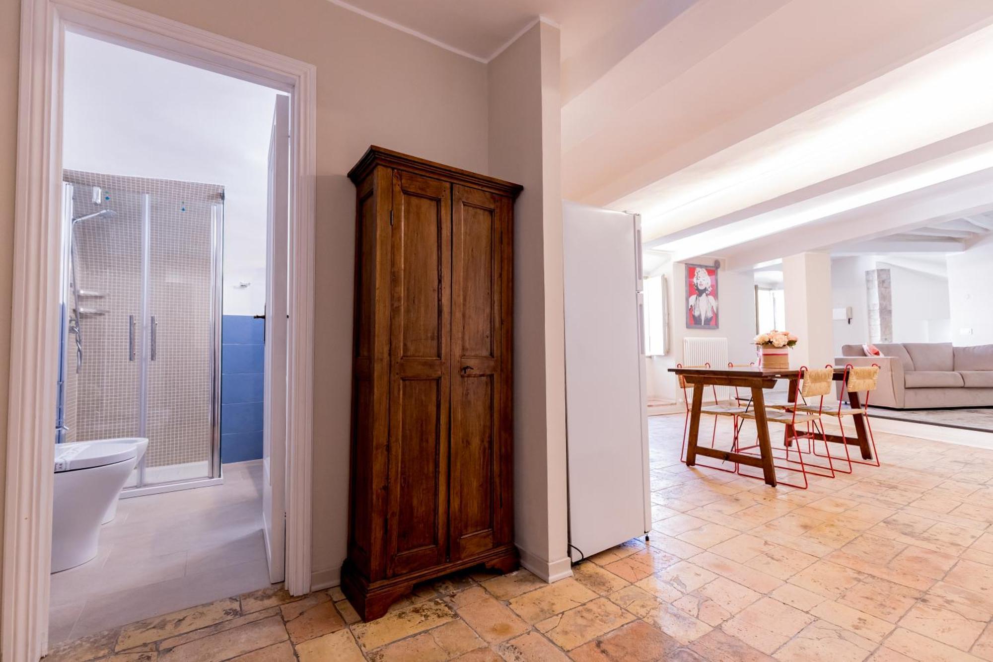 Appartamento In Centro Via Porta Fuga 斯波莱托 外观 照片